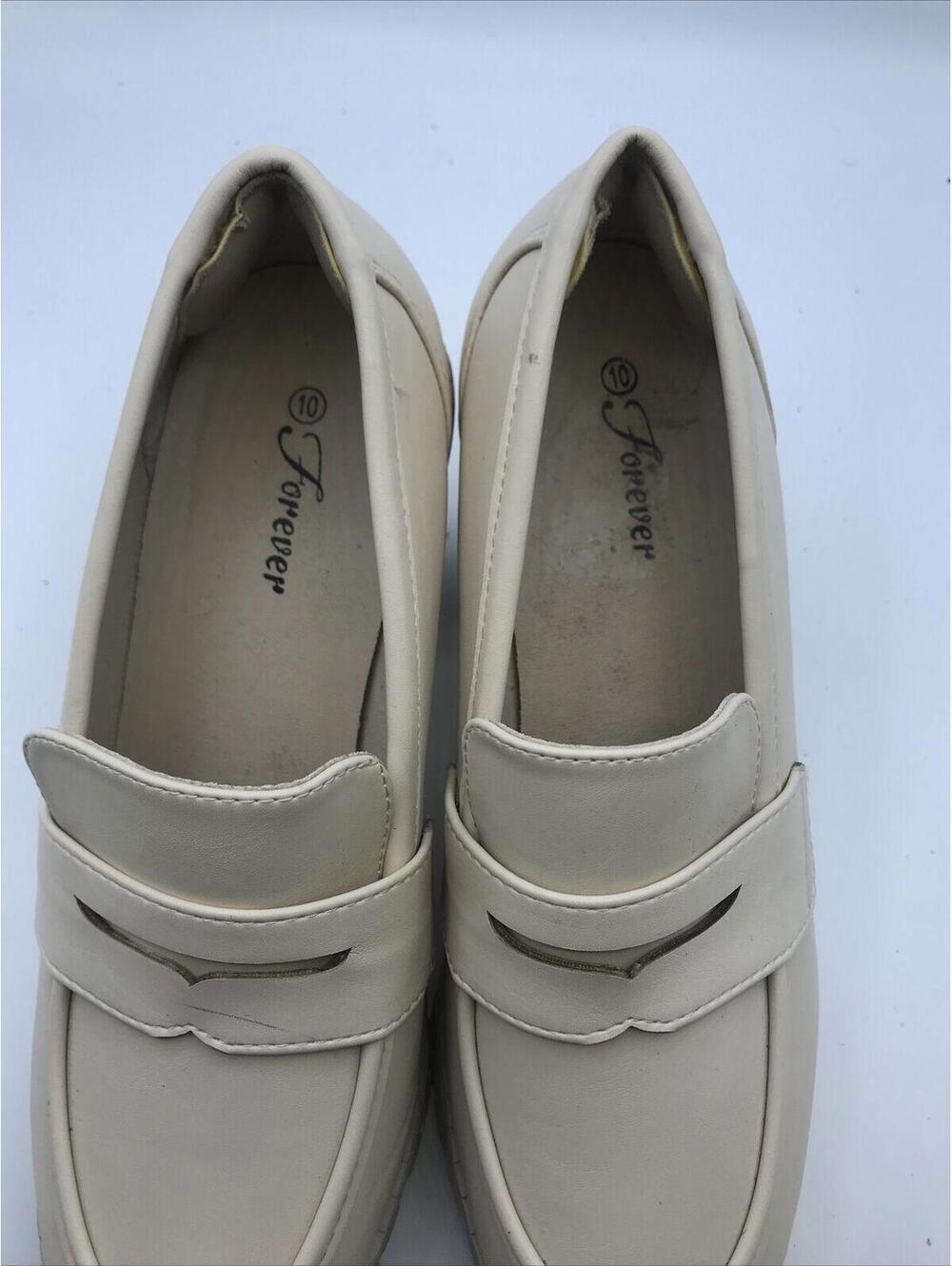 Forever Penny Loafers Women Size 10 Beige Rounded Toe Slip On Chunky Heel - Picture 12 of 12